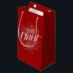 Petit Sac Cadeau Marry CHRISTmas Chalkboard Calligraphie Christian<br><div class="desc">Nous disons "Joyeux Noël" très souvent pendant la saison, mais parfois nous avons tendance à oublier d'où vient réellement cet accueil. Voici une pièce merveilleusement élégante de lettrage manuel sur mesure dans le tableau de bord à la mode pour donner un petit coup de pouce en direction de Jésus. Calligraphie...</div>