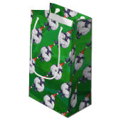 Petit Sac Cadeau Mignonne mouton à Santa Chapeau sur vert (Dos Angle)