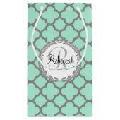 Petit Sac Cadeau Mint Green Grey Quatrefoil Nom Monogramme Laurel (Dos)