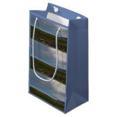 Petit Sac Cadeau Montagnes brumeuses (Devant Angle)