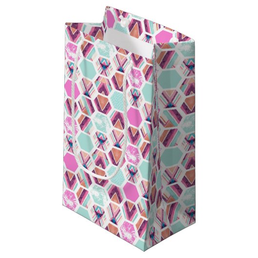 Petit Sac Cadeau Motif d'hexagone d'aquarelle (Devant Angle)