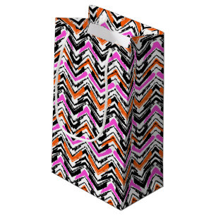 Petit Sac Cadeau Motif tiré par la main noir, orange, et rose de