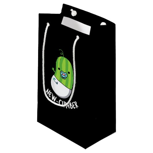 Petit Sac Cadeau Nouveau concombre Funny Veggie Cucumber Pun Dark B (Devant Angle)