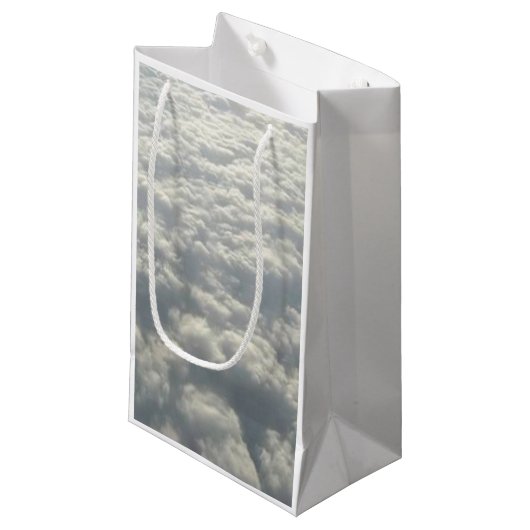 PETIT SAC CADEAU NUAGES DE FLUFFE BLANC (Devant Angle)