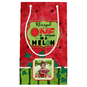 Petit Sac Cadeau ONE in a Melon Watermelon 1er Anniversaire Deux ph