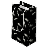 Petit Sac Cadeau Plumes blanches sur noir (Dos Angle)