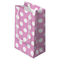 Pois blancs sur rose pâle