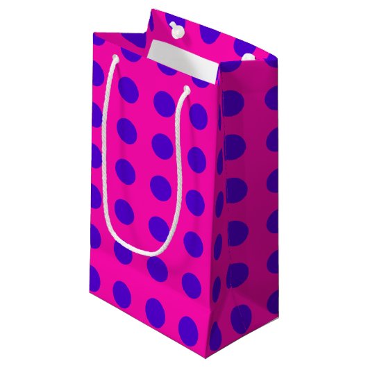 Petit Sac Cadeau Pois bleus sur fuchsia (Devant Angle)