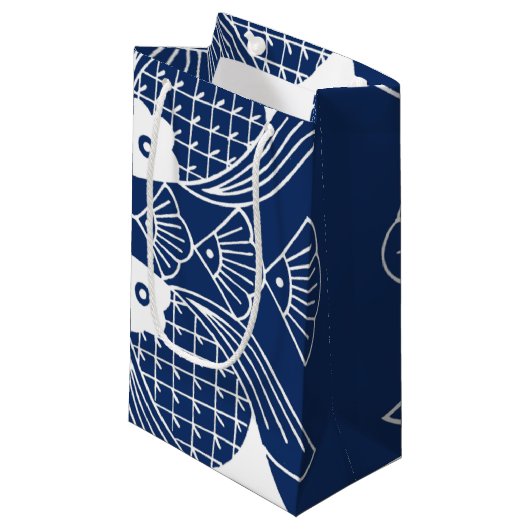 Petit Sac Cadeau Poisson sous-marin avec Arrière - plan bleu (Devant Angle)