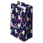 Petit Sac Cadeau Poodle dans le parc. (Dos Angle)