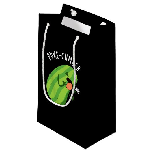 Petit Sac Cadeau Puke-cumber Funny Concomber Pun Dark BG (Devant Angle)