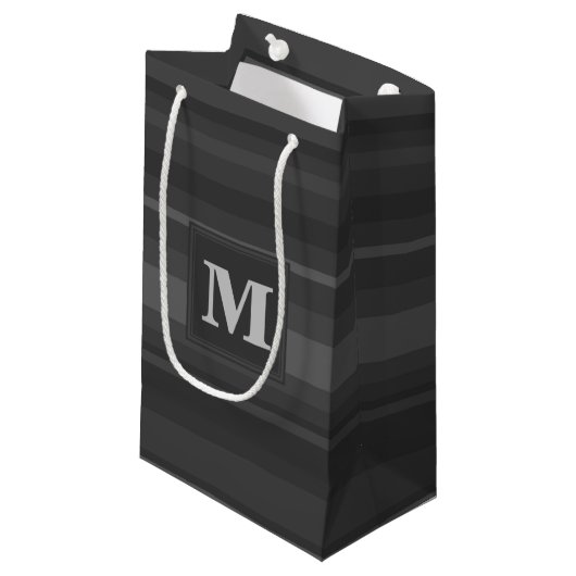 Petit Sac Cadeau Rayures de charbon de monogramme (Devant Angle)