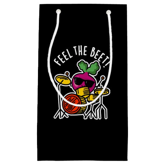Petit Sac Cadeau Ressentez La Beet Funny Veggie Pun Dark BG (Devant)