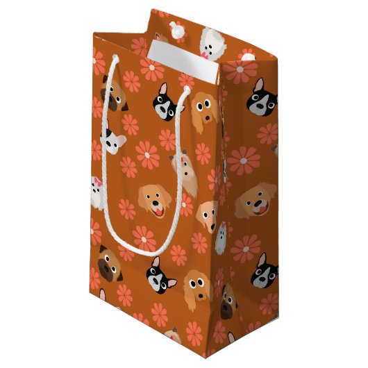 Petit Sac Cadeau Rouille de chiens et de fleurs (Devant Angle)