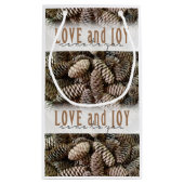 Petit Sac Cadeau Rustic Holiday Love and Joy Pine Cone (Dos)
