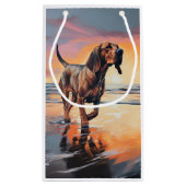 Petit Sac Cadeau Sandy Paws Bloodhound Dog on Beach Sunset (Dos)
