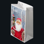 Petit Sac Cadeau Santa Claus w Christmas Gifts Rottweiler Chien<br><div class="desc">Un Père Noël tenant un joli rottweiler et des cadeaux de Noël. Un cadeau de Noël parfait pour quelqu'un qui aime ou possède une chaudière.</div>