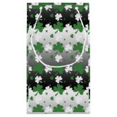 Petit Sac Cadeau Shamrock, vert et blanc sur terrain grisé (Dos)