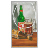 Petit Sac Cadeau Still Life with Beer par Jennifer Goldberger (Dos)