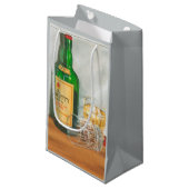 Petit Sac Cadeau Still Life with Scotch par Jennifer Goldberger (Devant Angle)