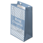 Petit Sac Cadeau Style Blue Stripes Script Joyeux Noël (Devant Angle)