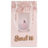 Petit Sac Cadeau Sweet 16 rose parties scintillant or gouttes photo (Devant)