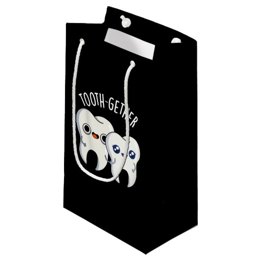 Petit Sac Cadeau Tooth-gether Funny Tooth Pun Dark BG (Devant Angle)