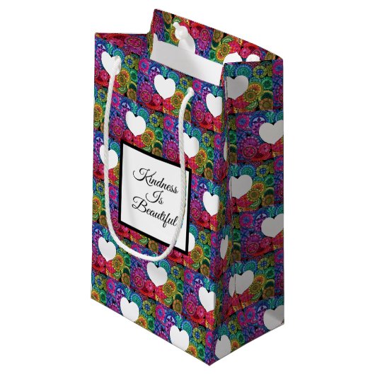 Petit Sac Cadeau Watercolor Rainbow Mandala With Heart (Devant Angle)