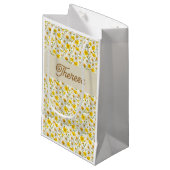 Petit Sac Cadeau Yellow Wildflowers Pattern Monogram Name (Devant Angle)