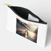 Petit sac cosmétique - ou coque à huile essentiell (Ouvrir)