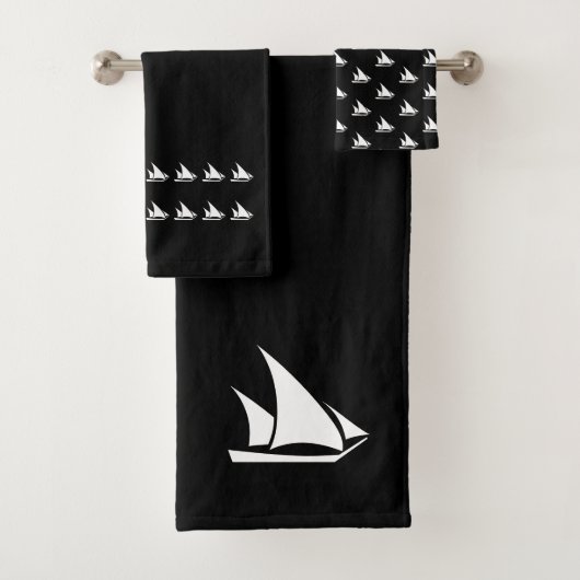 Petit Sailboat Salle de bain noir blanc Serviette  (En situation)