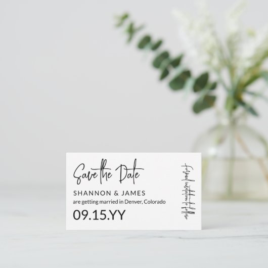 Petite Black Script Save the Date Informatiekaartje (Staand voorkant)