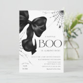 Petite Boo Black Bow Baby shower Invitation (Debout devant)