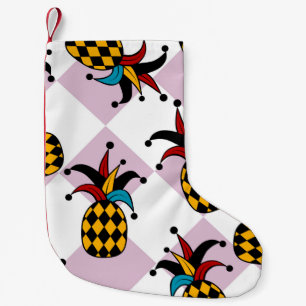Petite Chaussette De Noël Ananas stylisé. Arlequin casquette et rhombus. Mer