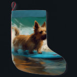 Petite Chaussette De Noël Australian Terrier Beach Surfing Paining<br><div class="desc">Plongez dans le monde ludique de l'aventure canine avec cette peinture captivante. Un chien en ébullition se rend aux vagues, chevauchant habilement le surf sur une plage baisée par le soleil. L'oeuvre d'art vibrante capte magnifiquement l'essence de l'excitation au bord de la plage tandis que le chien court sans crainte...</div>