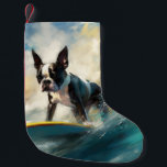 Petite Chaussette De Noël Boston Terrier Beach Surfing Peinture<br><div class="desc">Plongez dans le monde ludique de l'aventure canine avec cette peinture captivante. Un chien en ébullition se rend aux vagues, chevauchant habilement le surf sur une plage baisée par le soleil. L'oeuvre d'art vibrante capte magnifiquement l'essence de l'excitation au bord de la plage tandis que le chien court sans crainte...</div>