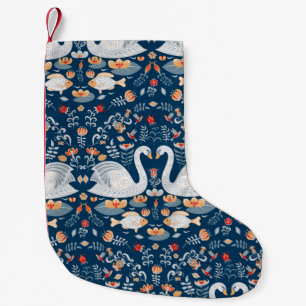 Petite Chaussette De Noël Cygnes, poissons, fleurs sur un arrière - plan bl
