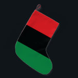 Petite Chaussette De Noël Drapeau rouge, noir et vert<br><div class="desc">Les 3 couleurs panafricaines sur le drapeau représentent : le rouge : le sang qui unit tous les peuples d'ascendance africaine noire, et versé pour la libération ; le NOIR : les noirs dont l'existence en tant que nation, bien qu'elle ne soit pas un État-nation, est affirmée par l'existence du...</div>