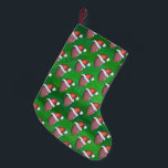 Petite Chaussette De Noël Football de Santa Hat sur Vert<br><div class="desc">Football festif sur les ornements texturés de Noël Les ornements verts, les cadeaux et les décorations amusantes présentent notre art de football original portant un chapeau de Père Noël rouge vif contre un arrière - plan vert avec notre texture signature. Cette boule de sport décorée de vacances est parfaite pour...</div>