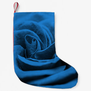 Petite Chaussette De Noël Gros plan rose bleue rouge, macro beauté.