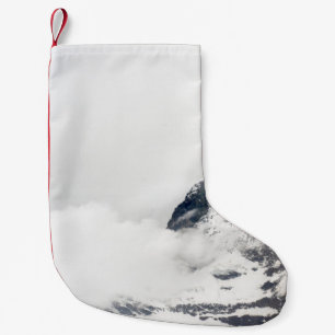 PETITE CHAUSSETTE DE NOËL MONTAGNE COUVERTE DE NEIGE
