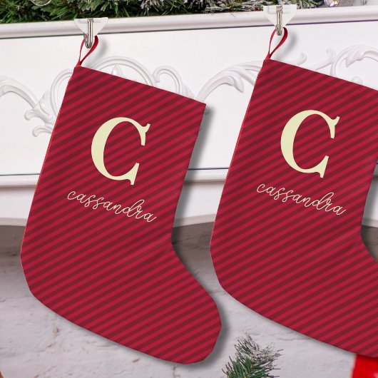Petite Chaussette De Noël Nom de monogramme rayé rouge simple