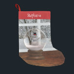 Petite Chaussette De Noël Snowman<br><div class="desc">Un Snowman Snow Globe vu de l'intérieur.</div>