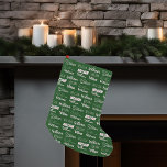 Petite Chaussette De Noël Typographie verte personnalisée Nom Police Collage<br><div class="desc">Un bas de Noël vert festif décoré en neuf polices différentes qui épellent votre nom de famille en blanc. Décor de vacances sur mesure avec typographie amusante.</div>