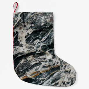 Petite Chaussette De Noël White and black rock formation