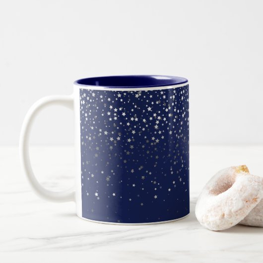 Petite Étoiles Gris Argent Café Mug Minuit (Avec donut)
