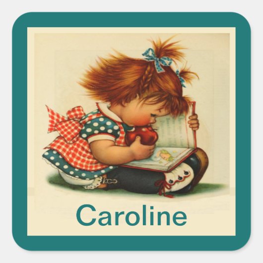 Petite fille lisant un livre avec des autocollants (Devant)