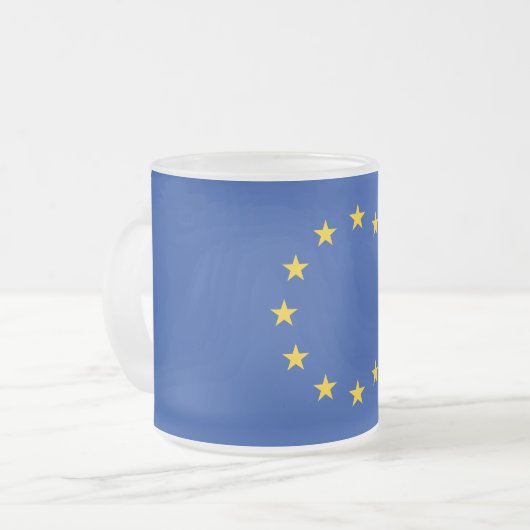 Petite tasse de verre dépoli avec drapeau de l'Eur (Devant gauche)