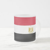 Petite tasse de verre dépoli avec drapeau d'Egypte (Devant droit)