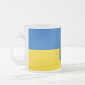 Petite tasse de verre dépoli avec drapeau d'Ukrain (Gauche)
